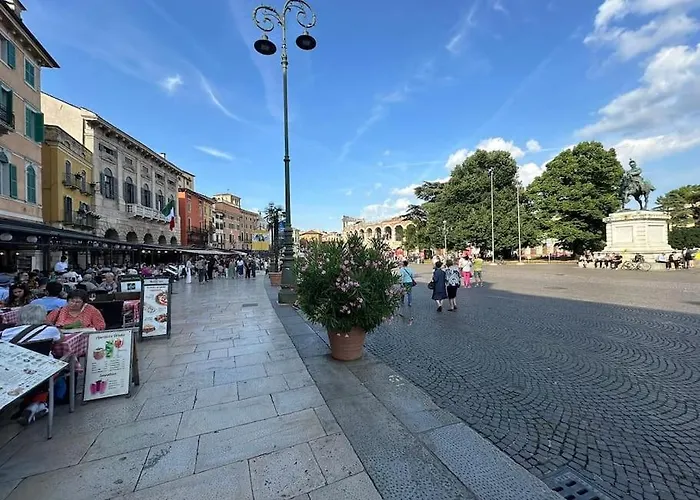 Arena Opera House